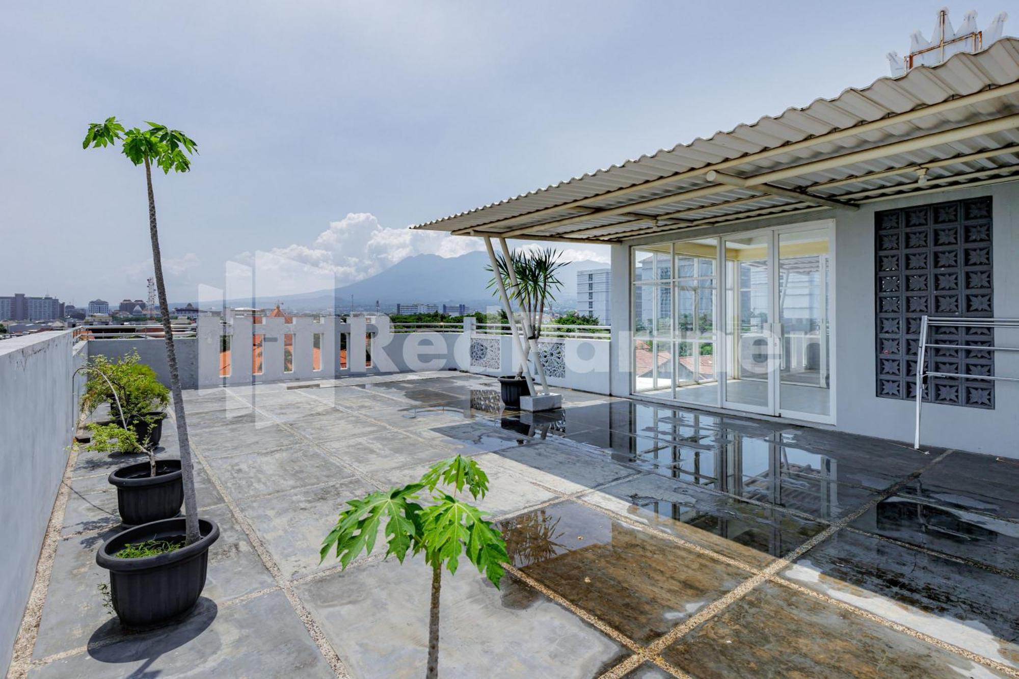 De Malang Sweet Homestay Syariah Mitra Reddoorz Екстер'єр фото