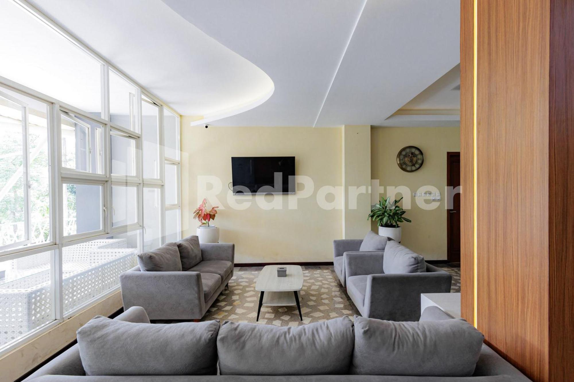 De Malang Sweet Homestay Syariah Mitra Reddoorz Екстер'єр фото